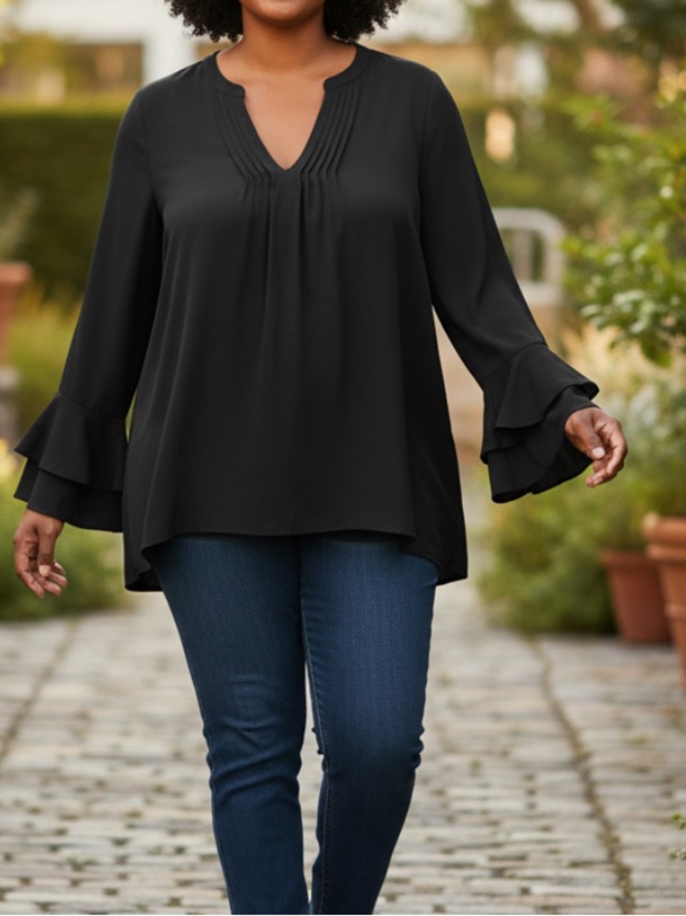Vince Camuto Black V-Neck Ruffle-Sleeve Blouse